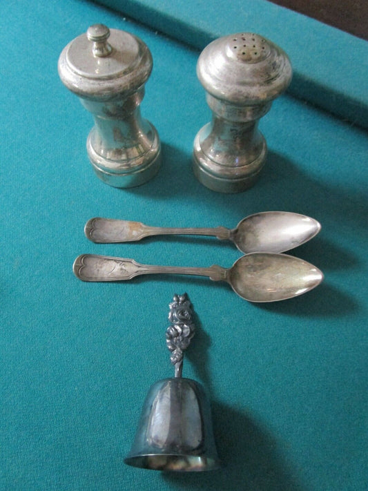 5 PCS VICTORIAN SILVERPLATE BELL SHAKERS COIN SPOONS LOT