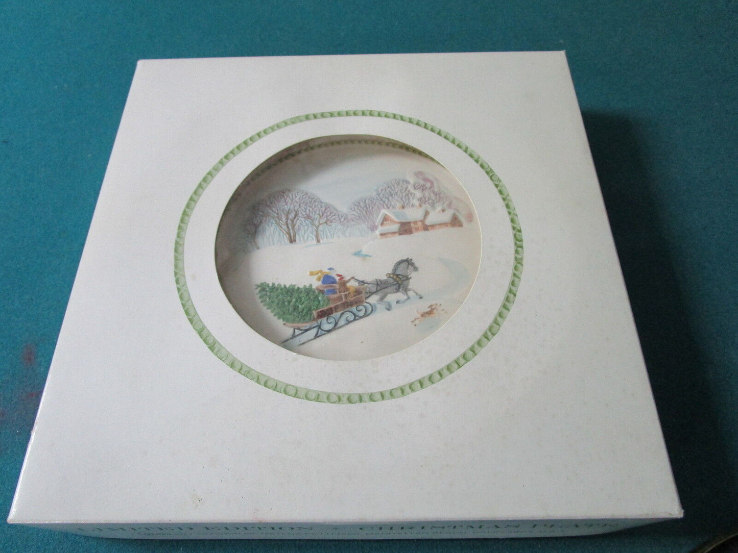 Vernon Plate "Songs of Christmas" by Metlox, NIB 8" diam[*am16]