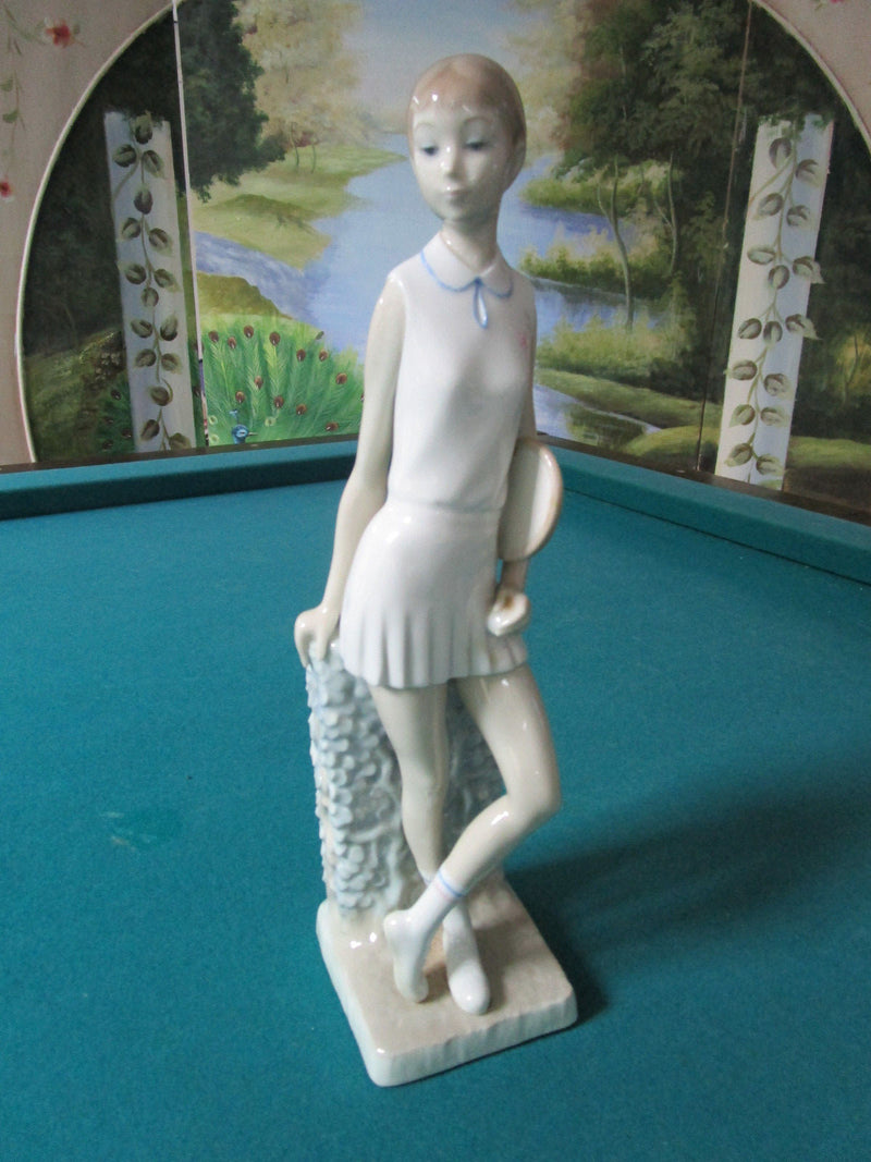 Lladro Spain Porcelaintennis Player Girl Standing Up Figurine 13" Original