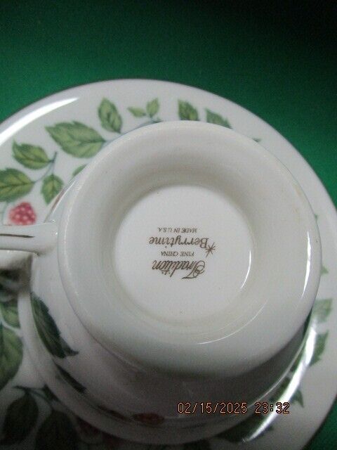 TRADITION BERRYTIME CUP AND SAUCER AMERICAN POTTERY [84B]