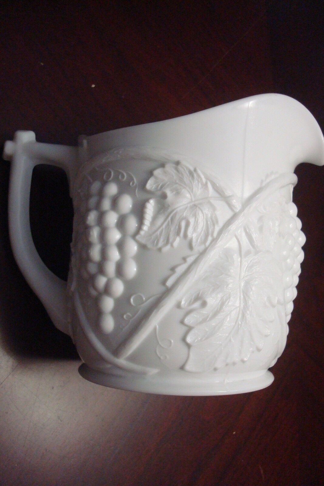 Vintage Duncan and Miller Glass Grape Pattern Milk Glass 7" pitcher  [MILKGL2]