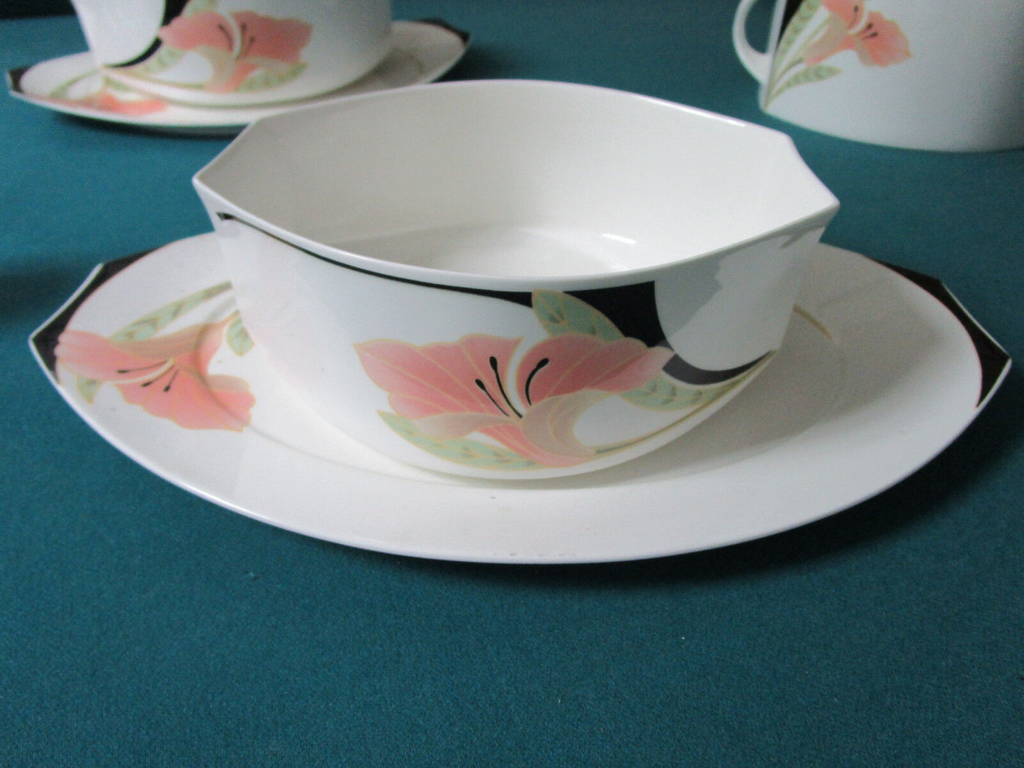 VILLEROY AND BOCH ENGLISH IRIS PATTERN floral TRAYS, BOWLS, CREAMER SUGAR-PICK 1