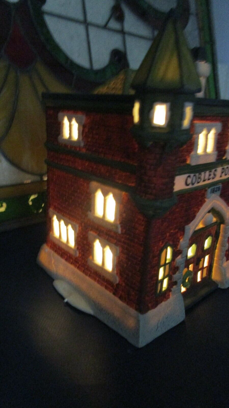 COBLES POLICE STATION DICKENS SNOW VILLLAGE LIGHTED BUILDING SHOWROOM MODEL