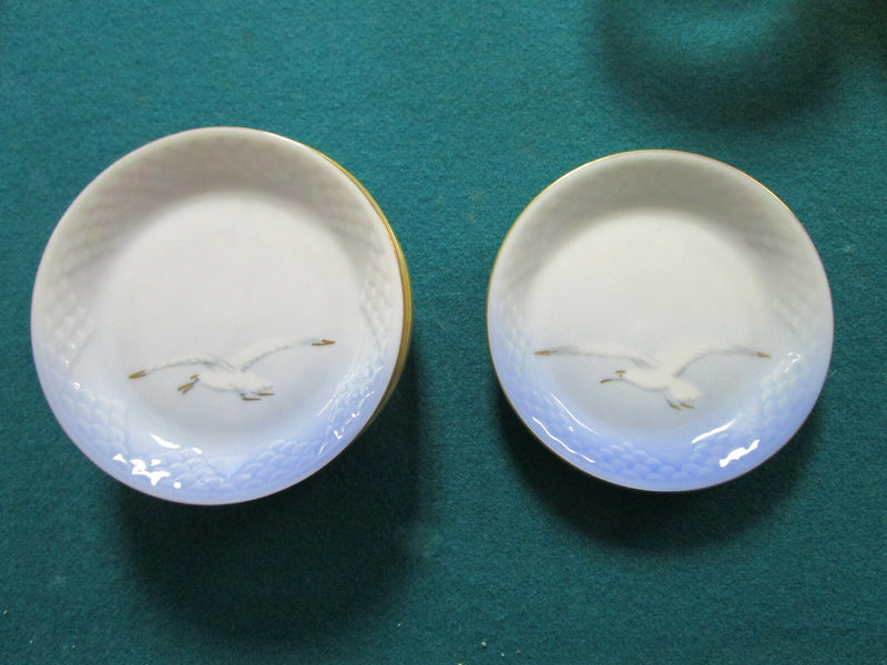 SALT DISHES PRESSED GLASS PORCELAIN B&G DAVID'S START PICK 1 SET