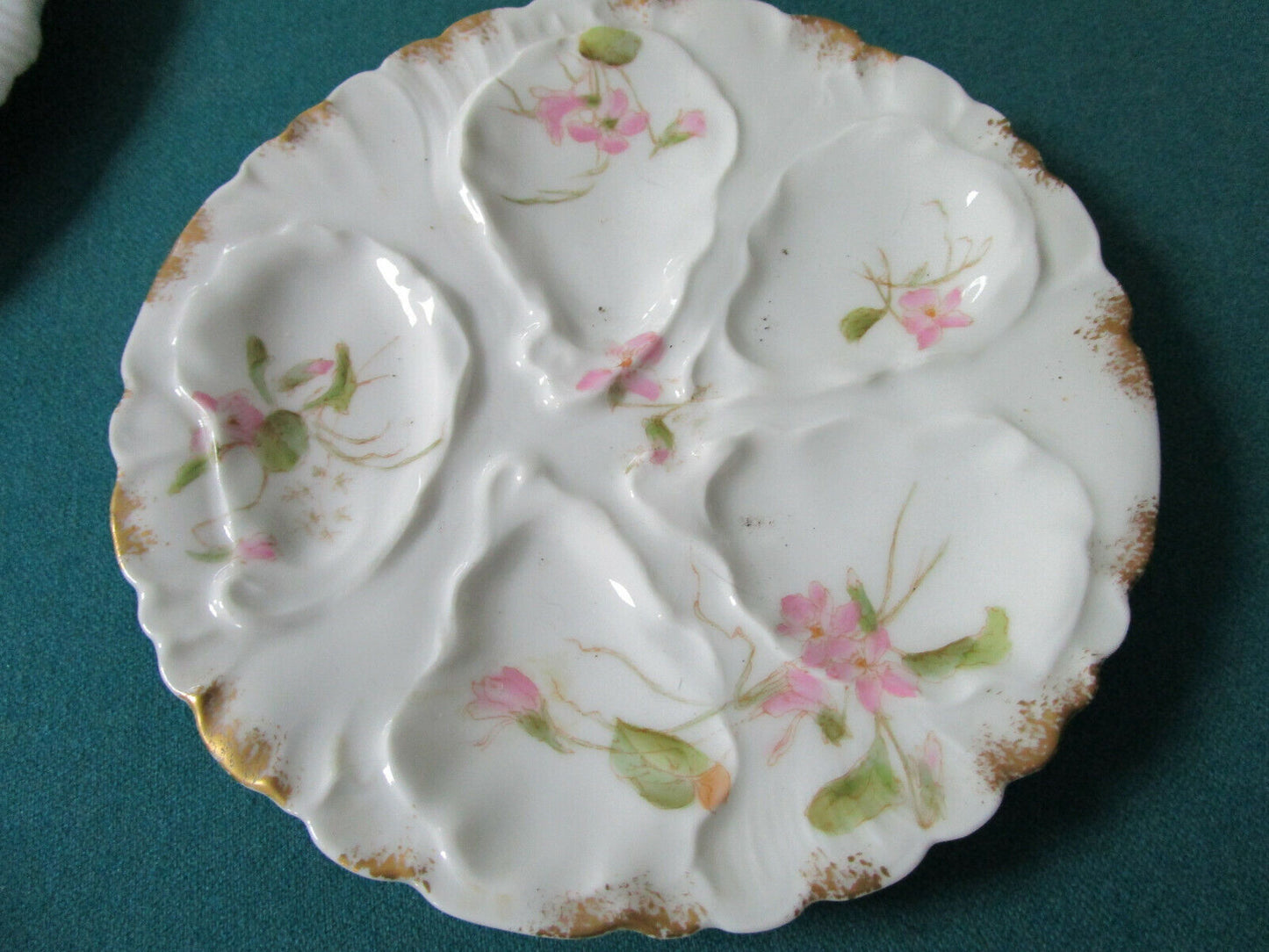 ANTIQUEVCARLSBAD - LIMOGES - NIPPON JAPAN OYSTER PLATE HORS D'OEVRES PICK 1