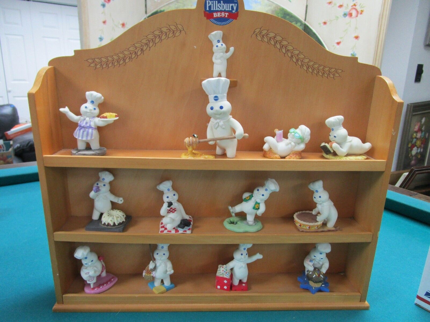 12 Doughboy Collectibles FIGURINES & SPICE WOODEN  RACK FROM DANBURY MINT