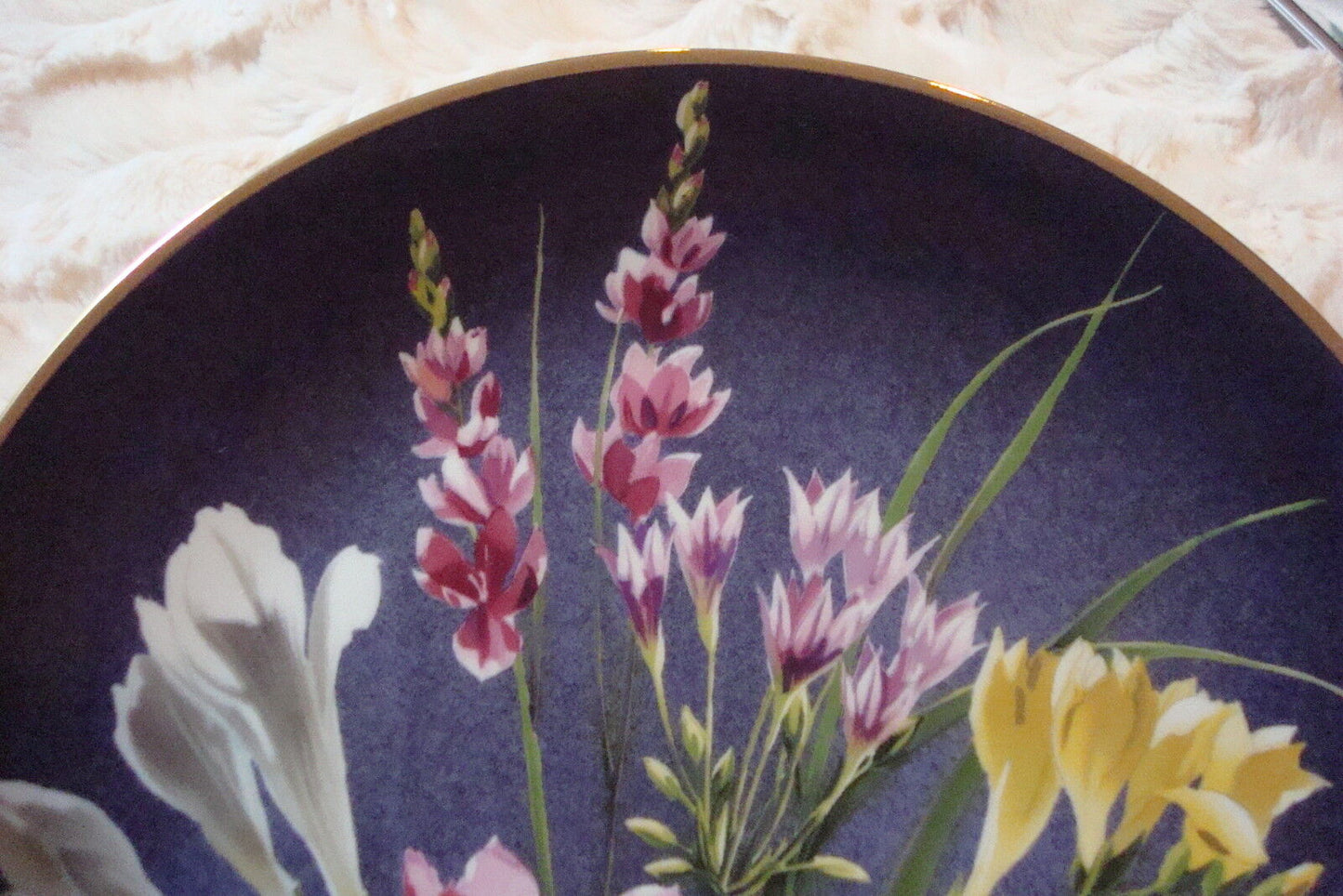 The Flowers of Count Lenart Bernadotte "Freesia" plate, Anna Perenna ORIGINAL