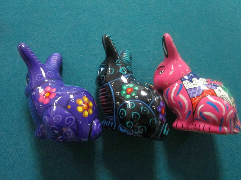 Mexican Pottery Rabbits And Praying Mexican Priest Rare Pick 1