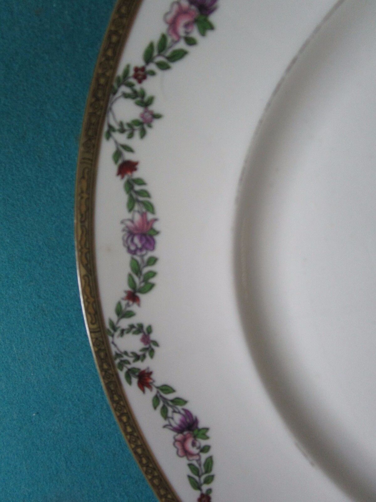 A. LANTERNIER LIMOGES CHINA PLATE, 11" DIAM [4-1*RACK]