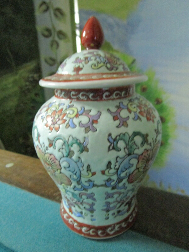 CHINESE GINGER JAR COVERED URN  7"