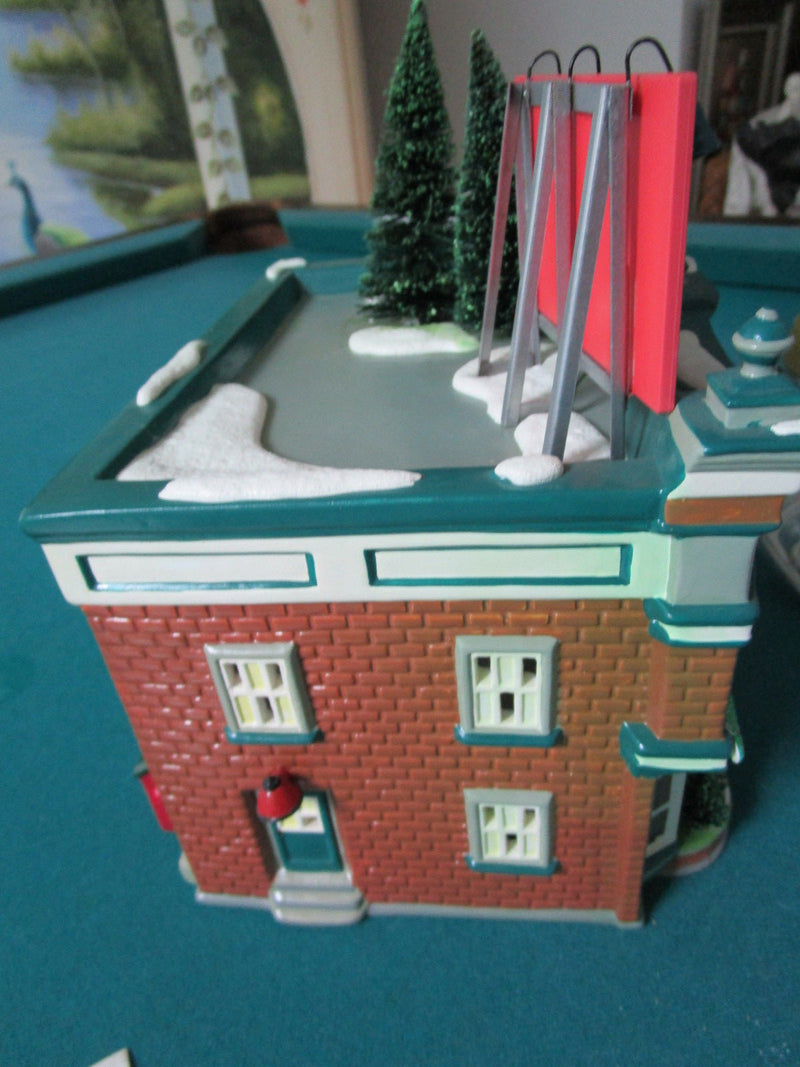 Hershey Chocolate Shop Lighted House Dept 56- 9" Original