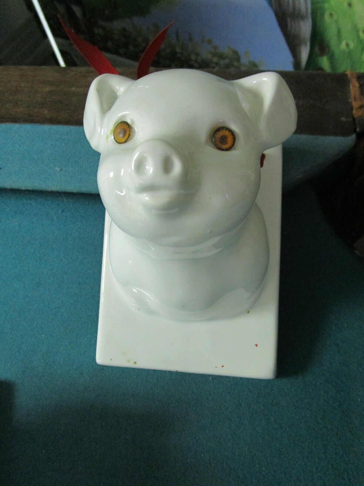 VINTAGE CERAMIC WALL HANGERS COW PIGGLET [67]