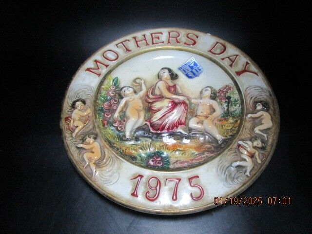 CAPODIMONTE ITALY MOTHER'S DAY 1975 COLLECTOR WALL PLATE 8" ^^