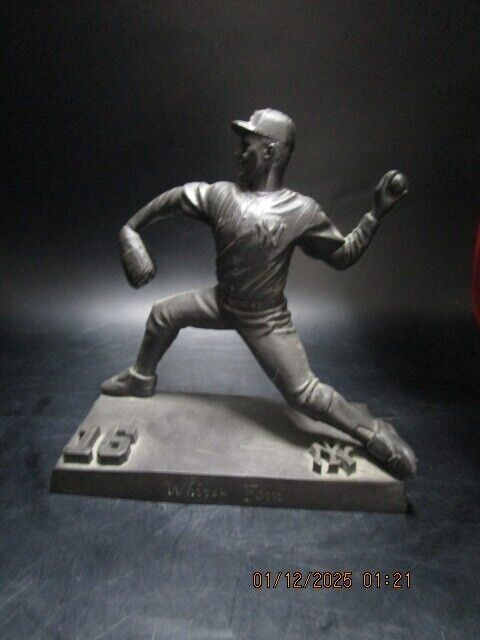 WHITEY FORD FIGURINE COLLECTIBLE BEISBOL 5 1/2" ^^