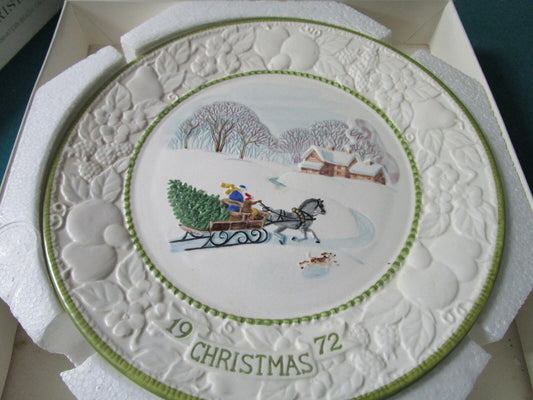 Vernon Plate "Songs of Christmas" by Metlox, NIB 8" diam[*am16]