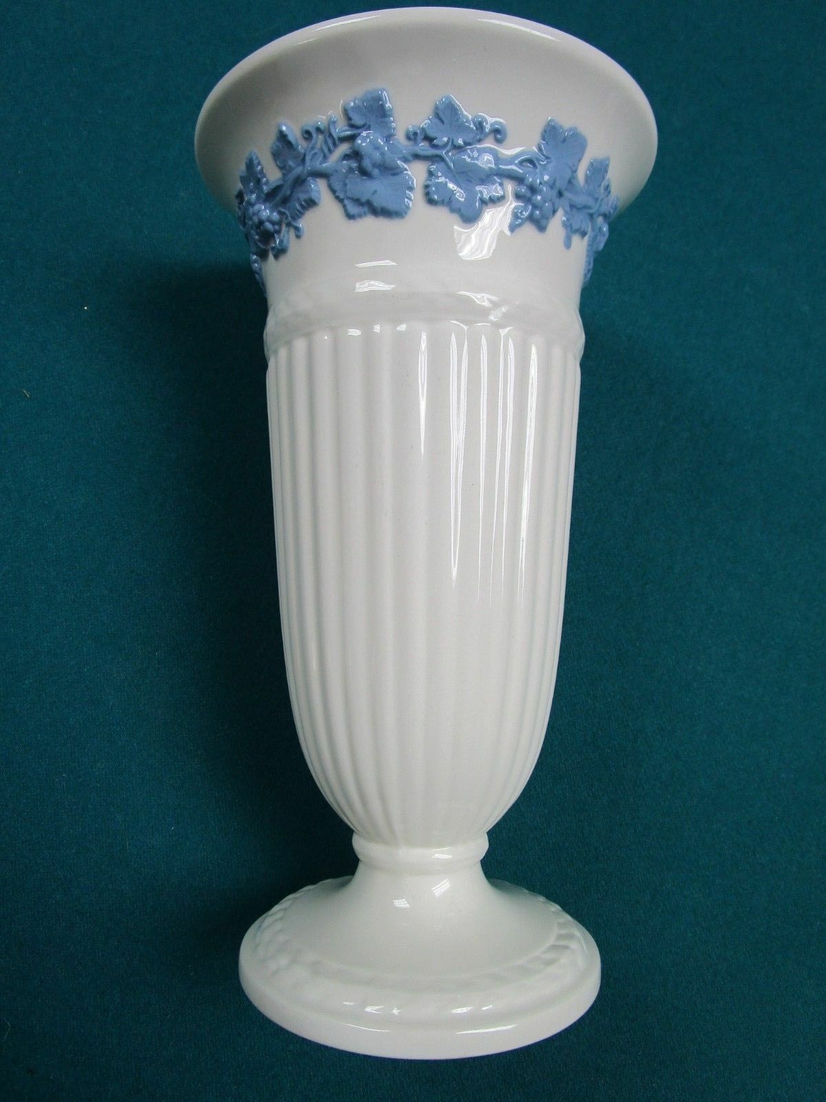 WEDGWOOD BLUE AND WHITE QUEENS  EMBOSSED GARLAND VASES PICK ONE