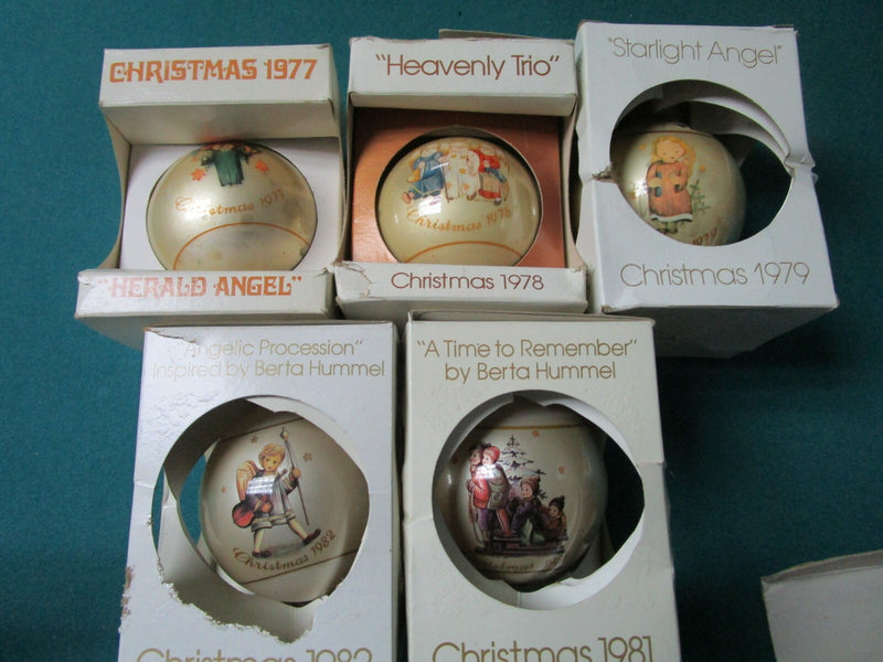 SCHMID HUMMEL ORNAMENTS 1977/78/79/81/82 LOT OF 5 GLASS ORNAMENTS ^^