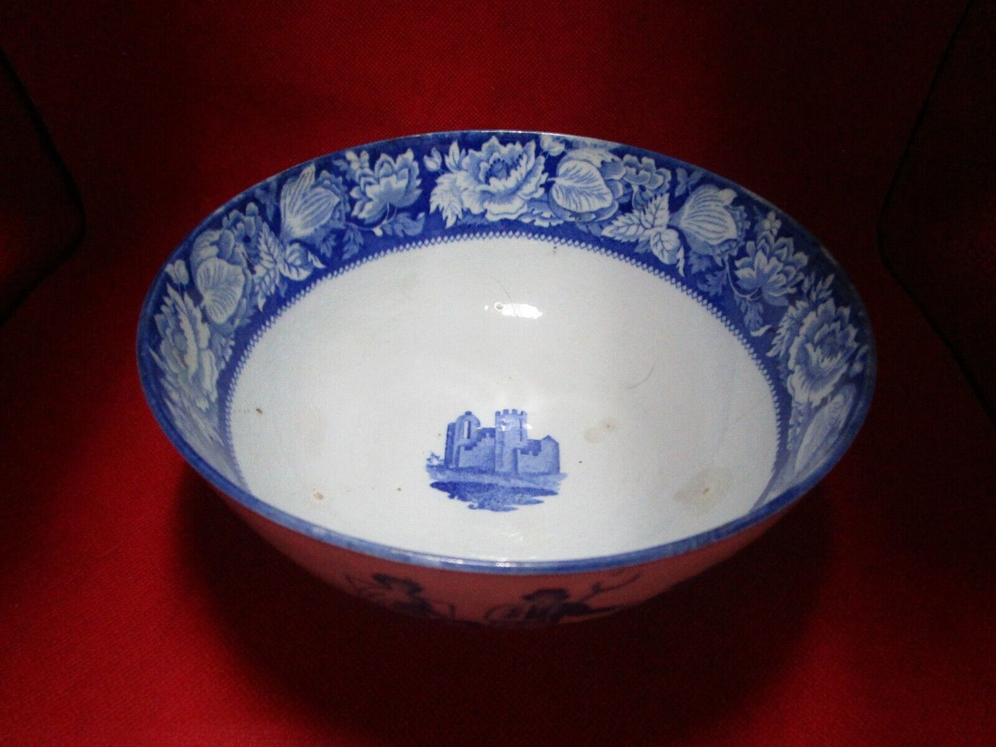 Antique Chinese bowl blue transferware peasants farmers