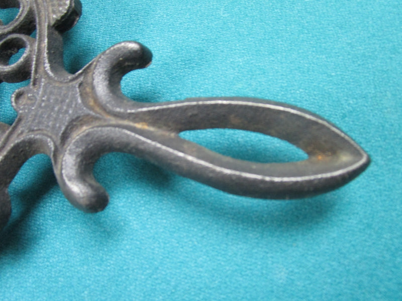 CAST IRON TRIVET BLACK HANDMADE ORIGINAL