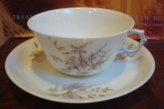 Adolphe Hache & Pepin LeHalleur, Paris c1870 cup /saucer,light purple flowers[a*