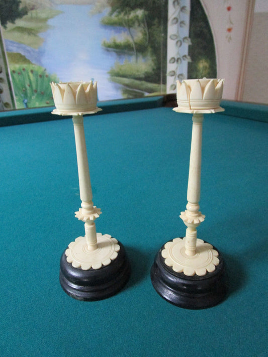 CANDLE HOLDERS PAIR COW BONE ON WOOD BASE 7" ^^^