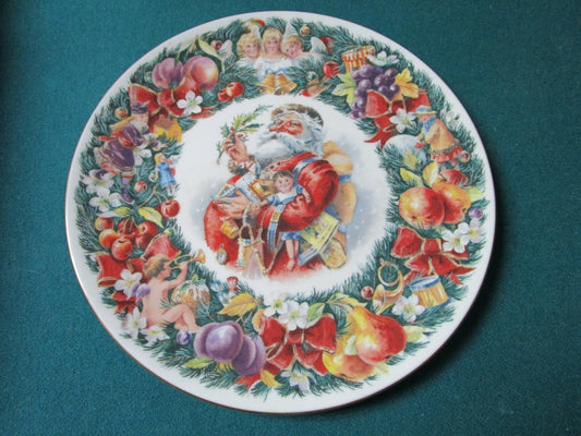 CHRISTMAS WISHES COLLECTOR PLATE BY ROYAL DOULTON NEW [A4RACK1]