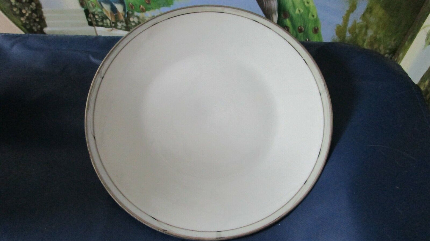 Berlin Friedrichstrasse Rosenthal GERMANY GALA GREY PLATINUM RIM  plates pick1