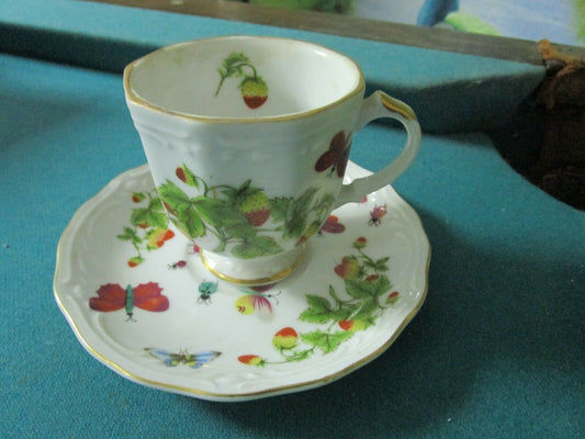 Ceramic Porcelain Butterflies And Flowers Tea Cup And Saucer [170C]