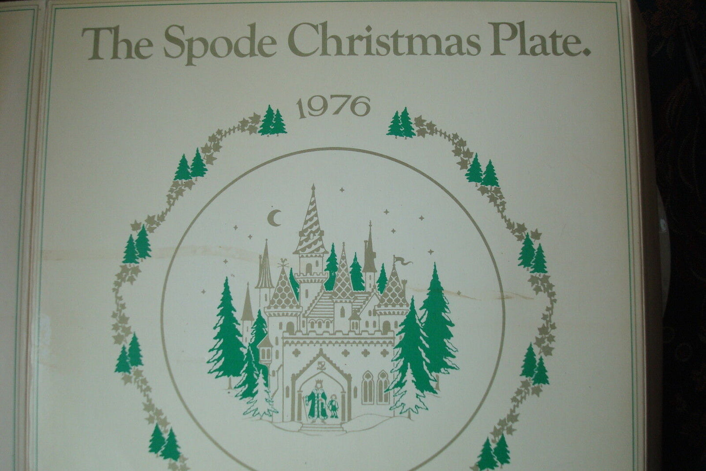 1976 Christmas Plate Spode England NIB, 7th issue, with certs, 8" diam[am8]