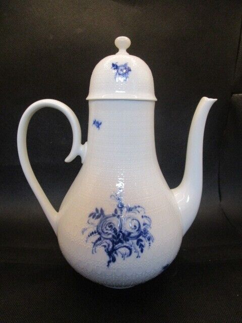 Vintage Bjorn Wiinblad for ROSENTHAL "Romance" ble flowers coffee pot