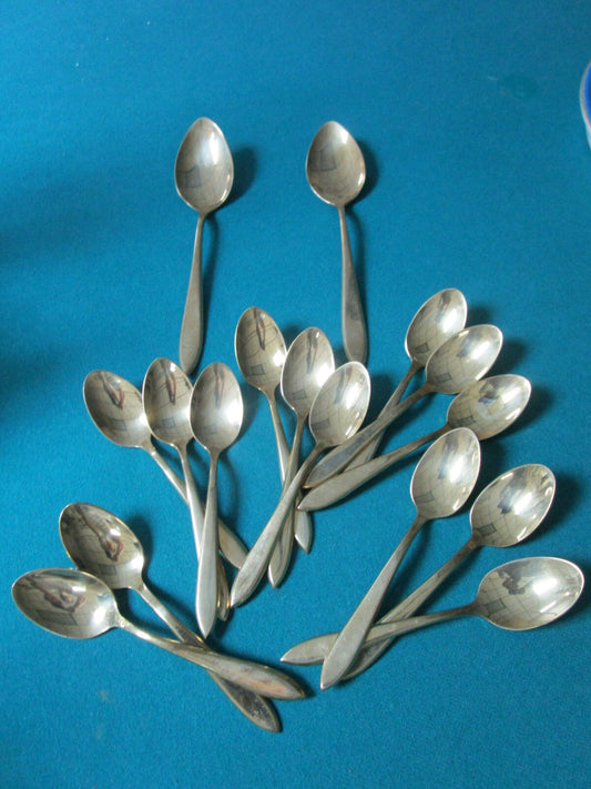 Vintage Dirigold Dirilyte FLATWARE 16 PCS REGAL PATTERN