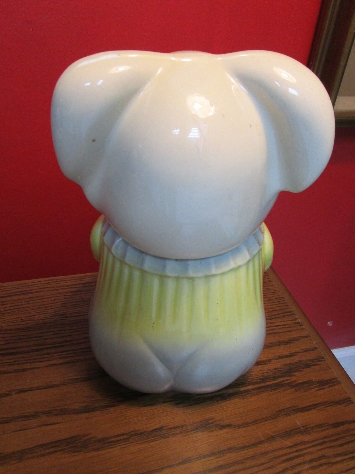 AMERICAN BISQUE RABBIT WITH HANDS IN POCKETS 11"