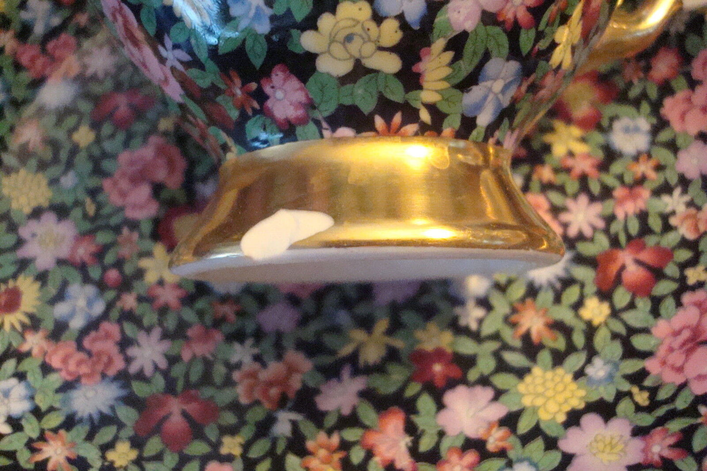 Tuscan Mid Century England "Mille Fleurs" cup & saucer, flowers & gold [91]