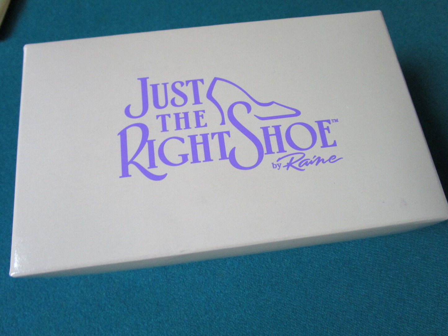 THE RIGHT SHOE BY RAINE COLLECTIBLE "SHIMMERING NIGHT" NEW IN BOX original