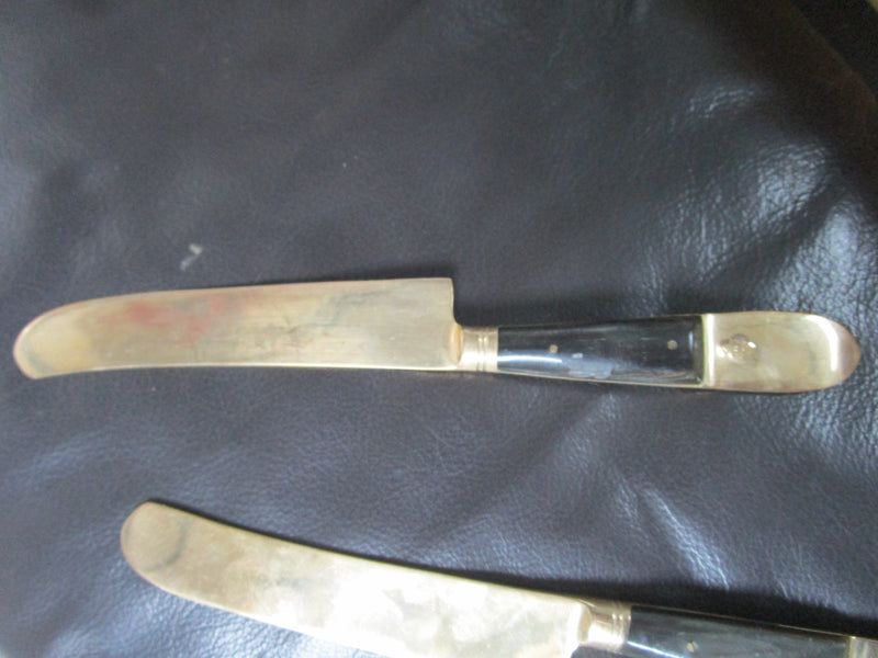 Knives Golden Metal Black Handle 4 With Far East Carving ^^^