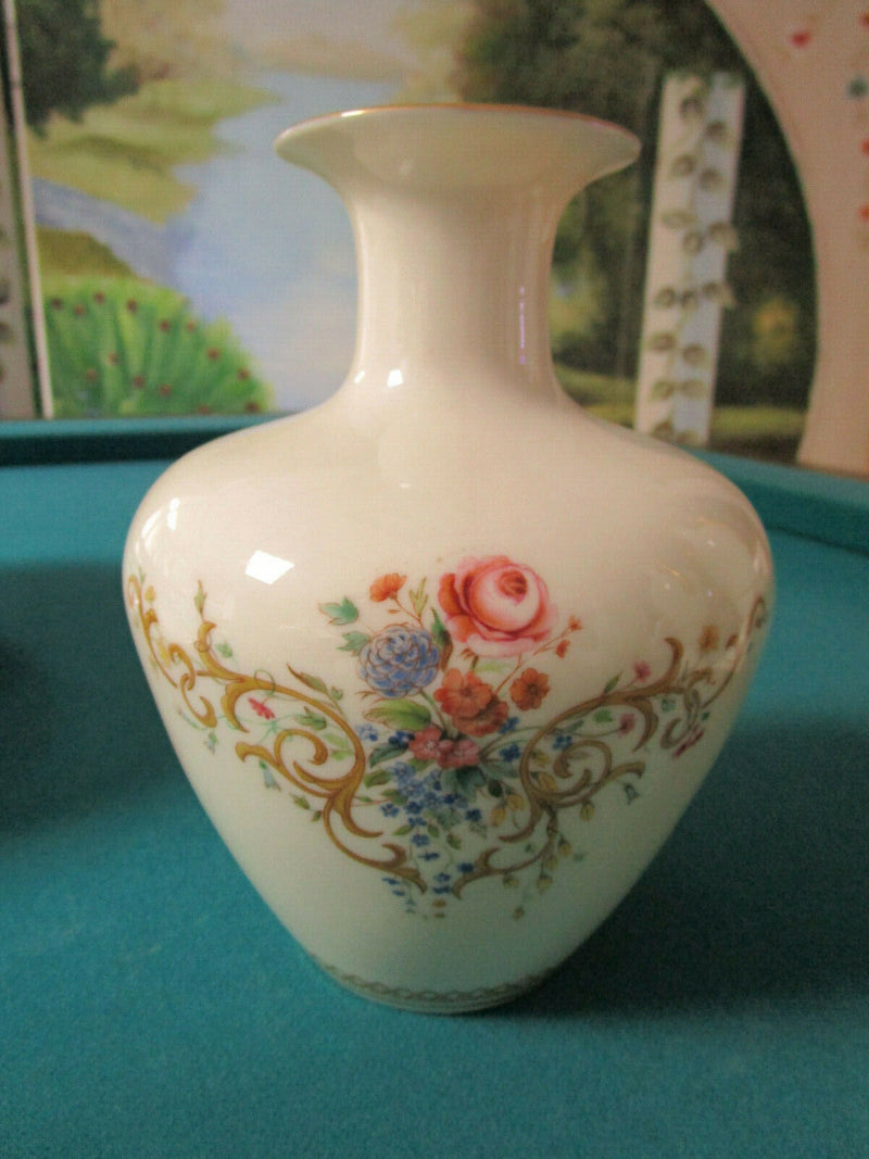 Lenox Queens Garden Vase, Matelasse Cake, Carolina Pitcher, Pick 1 ^^