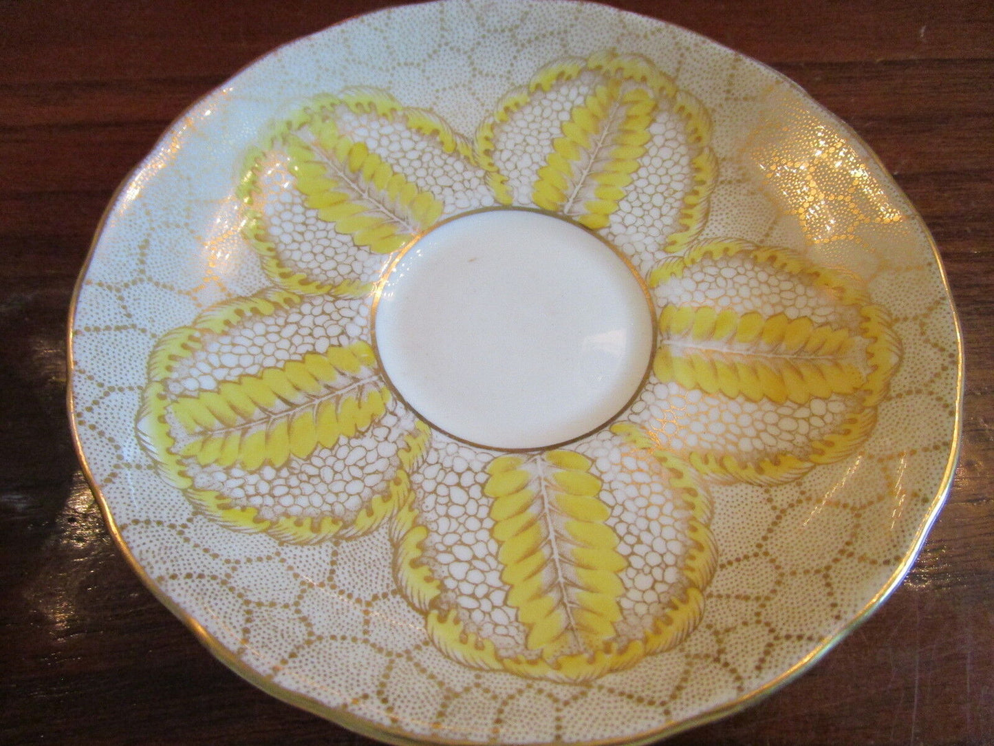 Tuscan England fine china  tea cup/ saucer, yellow and gold ORIGINAL [61]