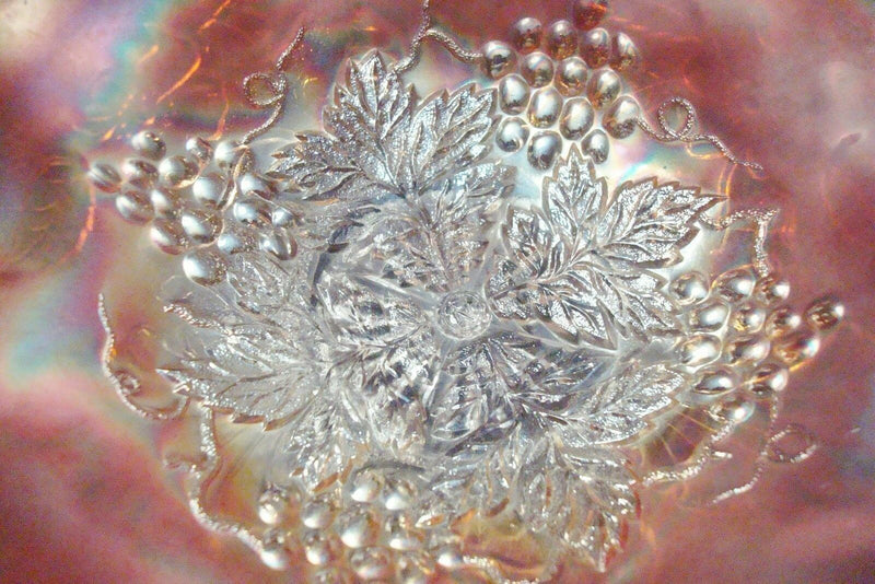 Northwood CARNIVAL BOWLS RUFFLED BORDERS IRIDESCENT PURPLE GRAPES pick 1