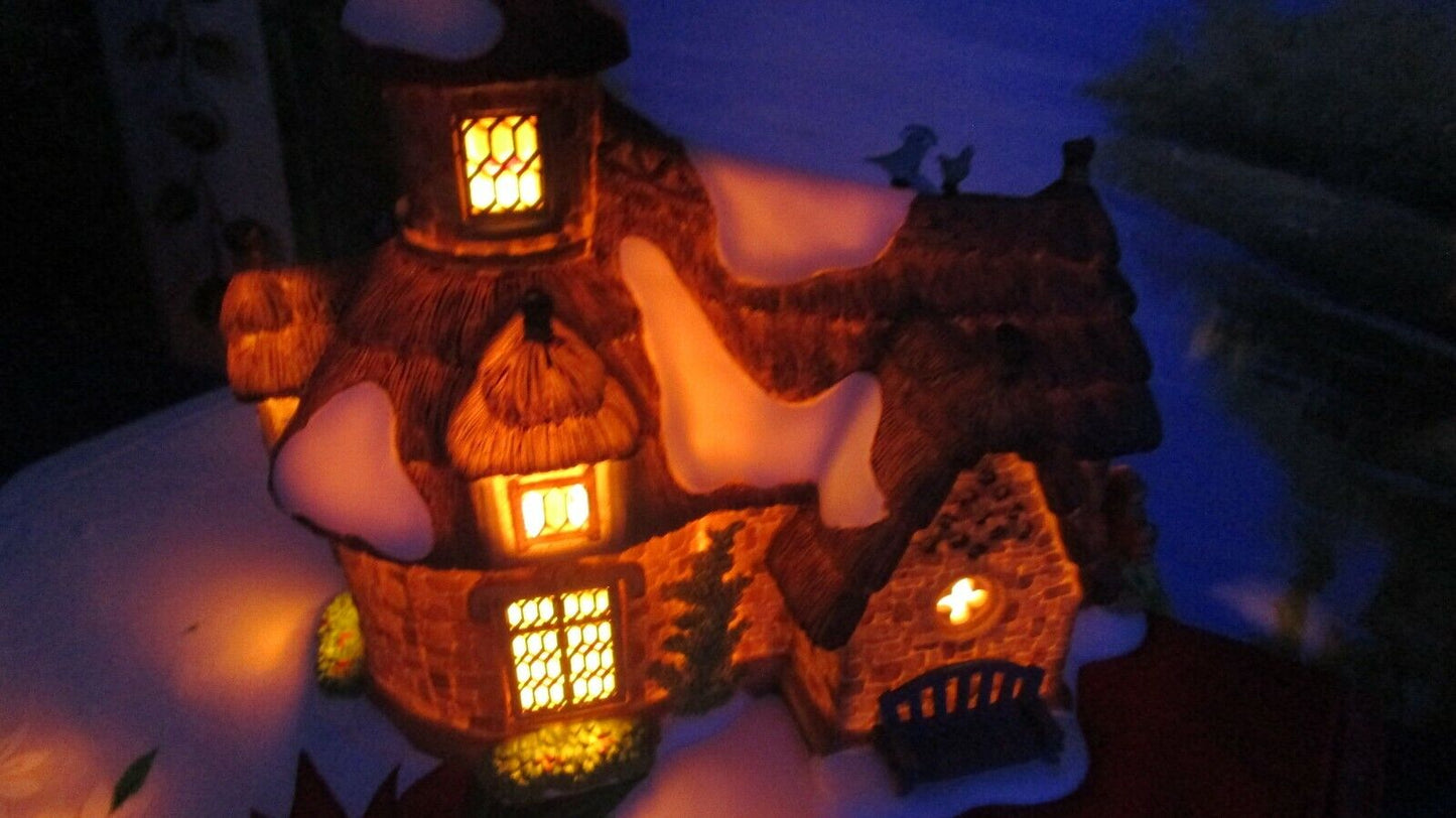 THORNBURY CHAPEL DEPART 56 DICKENS VILLAGE SHOWROOM MODEL LIGHTED HOUSE