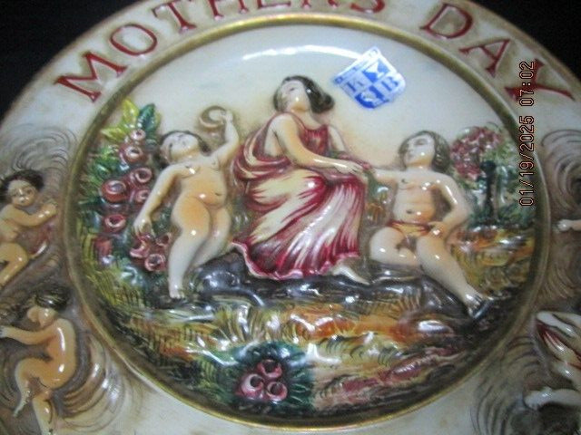 CAPODIMONTE ITALY MOTHER'S DAY 1975 COLLECTOR WALL PLATE 8" ^^