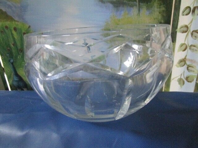 WATERFORD O'REAGAN CRYSTAL BOWL DIAMONDS AND VERTICAL CUTS 5 X 7 1/2"