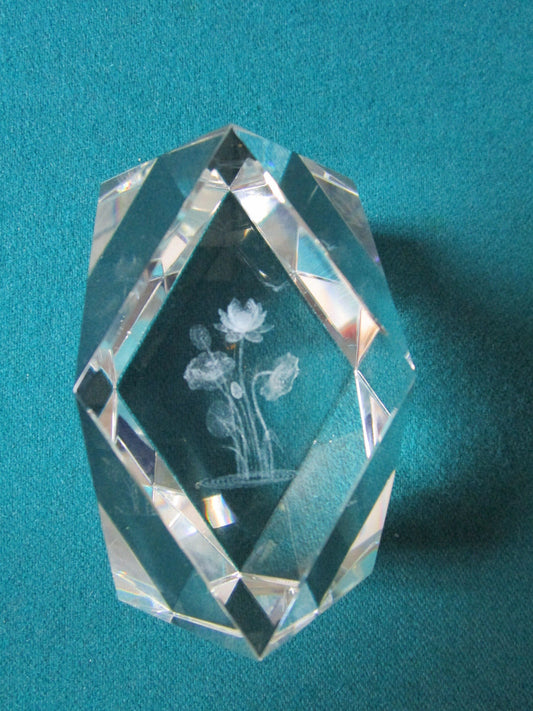 Prism Crystal Paperweight  Diamond Cut Floating Flowers  3 1/2  [PPWC]