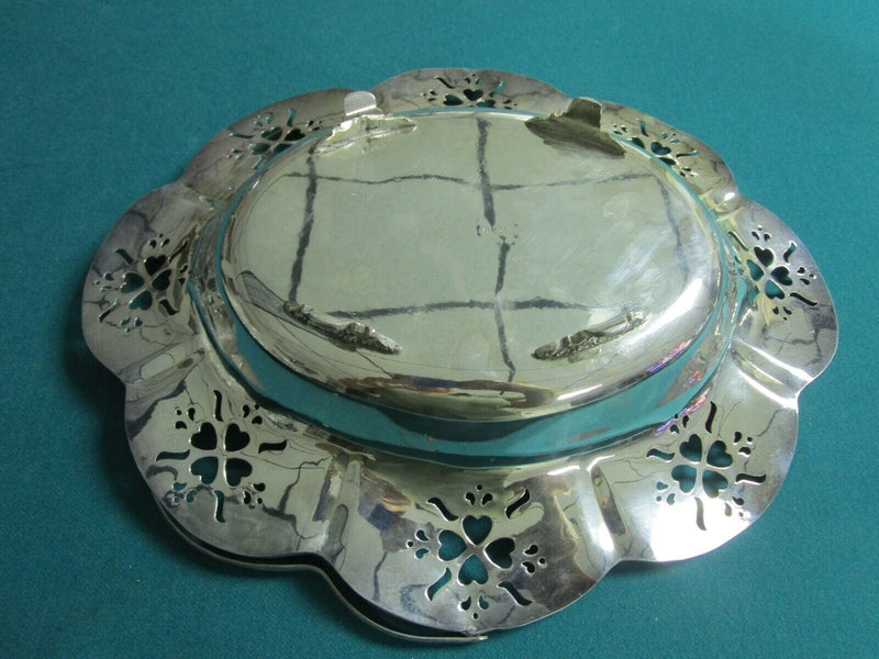 Large silverplate bridal basket with handle, gorgeous decorations footed flowers