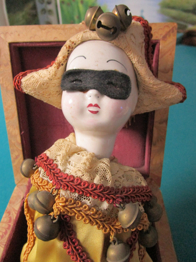 1920s doll Jack in the Box HARLEQUIN & WHITE CLOWN - PUSH UPS CLOWNS-PICK 1 ^