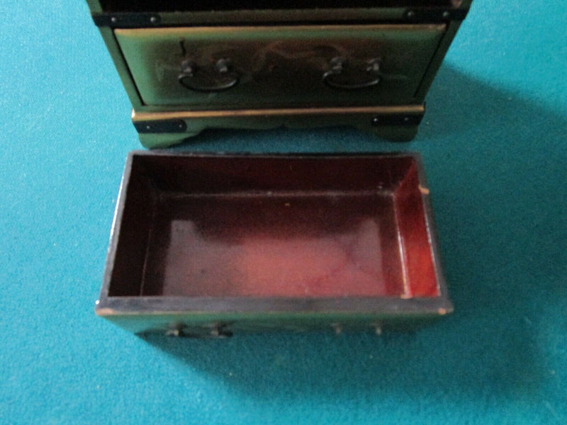 CHINESE LACQUER JEWELRY TRINKET BOX ART NOUVEAU VANITY METAL BOX PICK 1 ^^