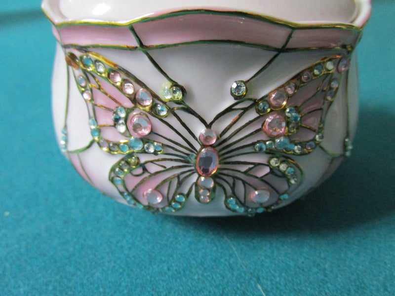 Heirloom Porcelain Music Box The Wing Beneath My Wings [*A]