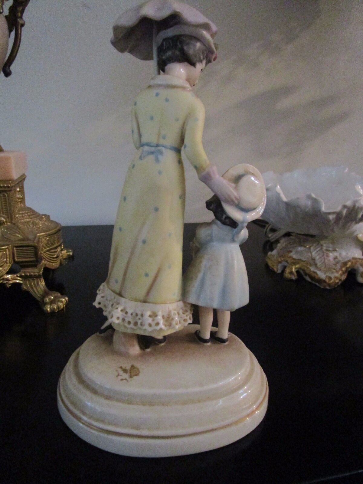 1959 GOEBEL Huldah Figurine HUL 705 Michelle & Madelaine Hummel GERMANY