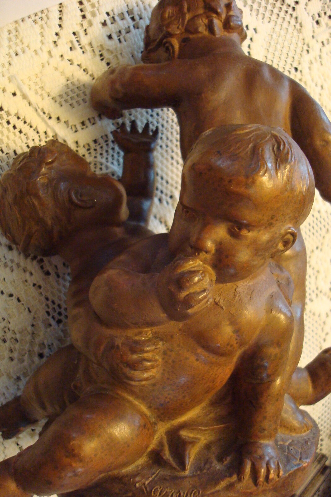 TROIS ENFANTS JOUANT terracotta cast sculpture signed on base, Louis F. de Larue