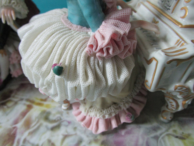 Moritz Zdekauer Monumental Figural Piece Dresden Style Dresses  20”  Great Condi