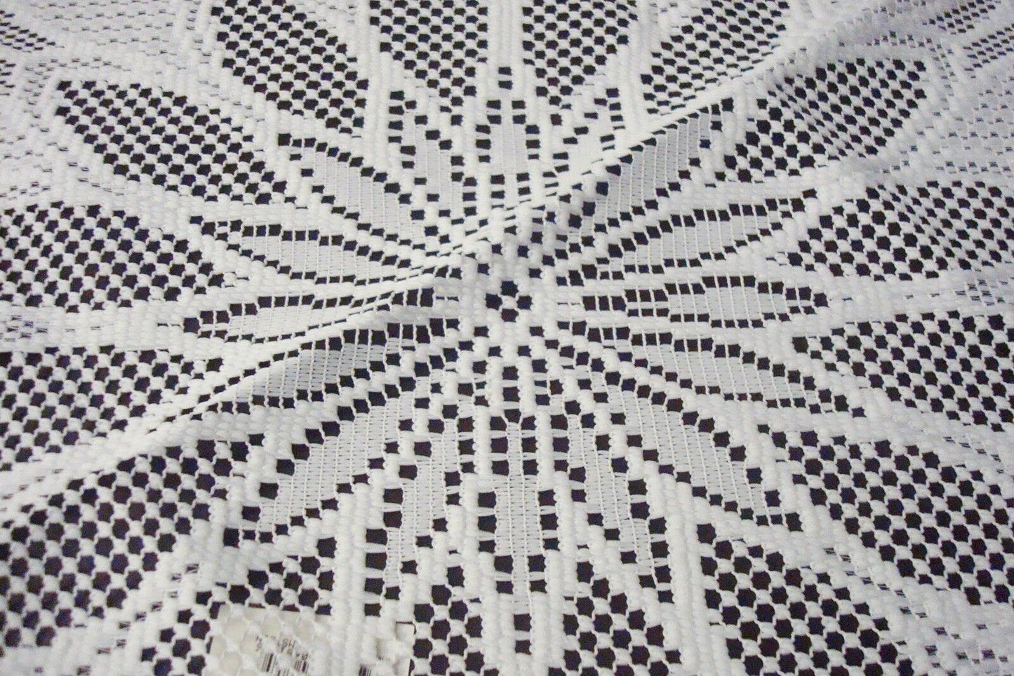 Great Lace Co.doily laced Kaleidoscope white, New, ROUND 20" [10H]